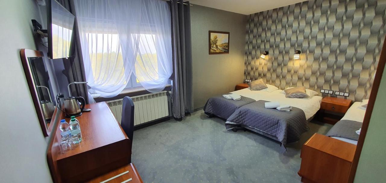 Hotel Bursztynowy Jozefow na Wisla Buitenkant foto