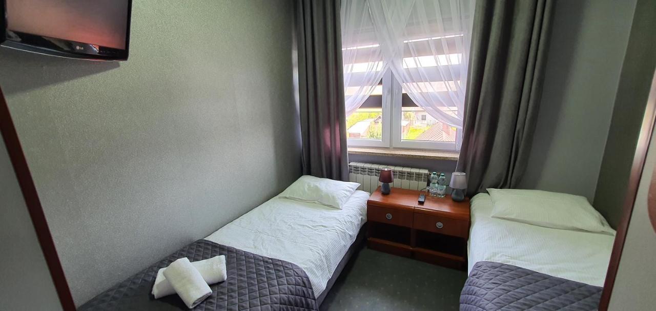 Hotel Bursztynowy Jozefow na Wisla Buitenkant foto